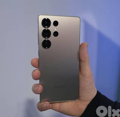 Samsung S25 Ultra like new