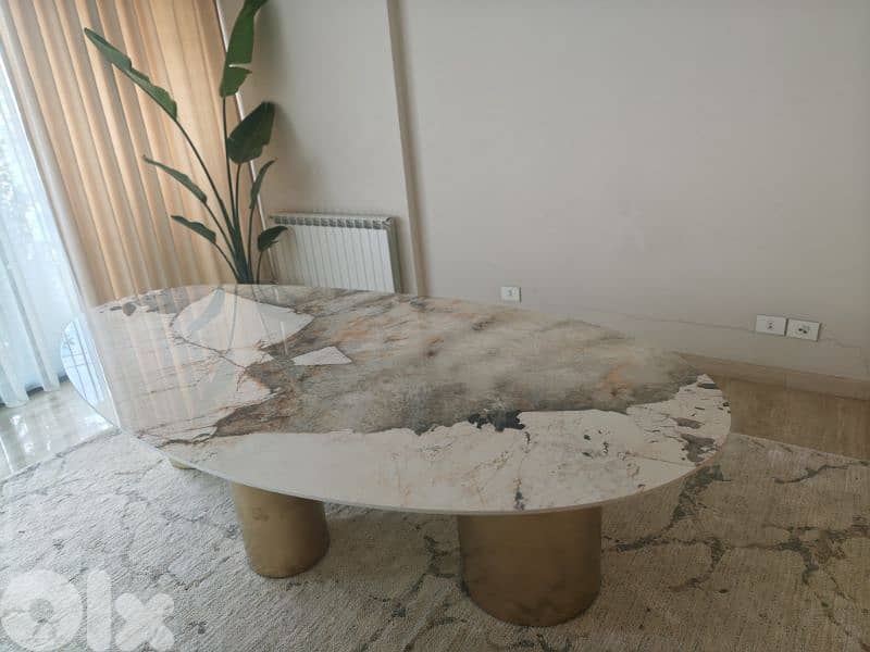 Baxter Ceramic Dining Table 3