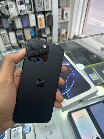 16 pro max 256g batteire health still 100 bil 100