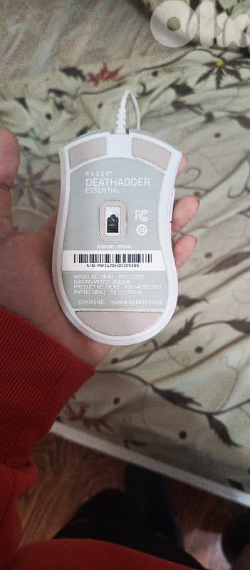 white razer deathadder mouse 3