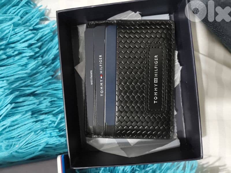 tommy Hilfiger wallet 1