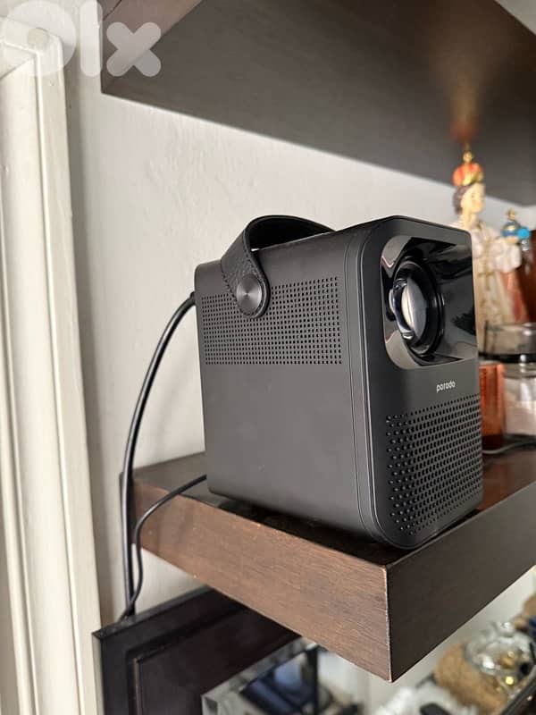 porodo full hd projector rechargeable portable 1