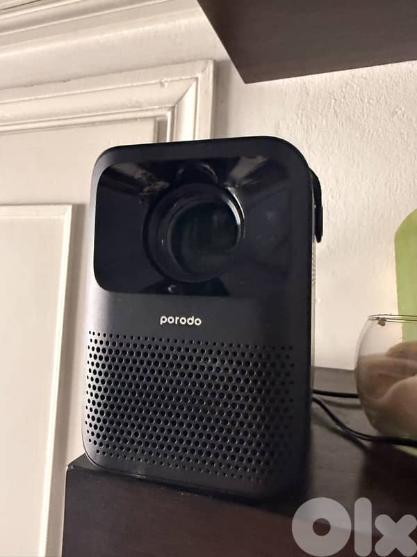 porodo full hd projector rechargeable portable 2