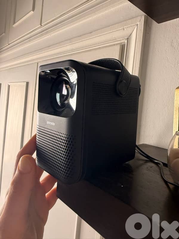 porodo full hd projector rechargeable portable 3