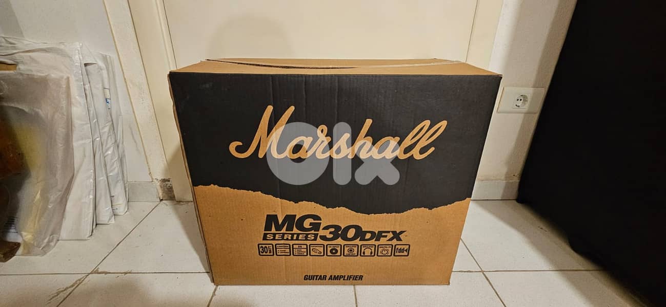  Complete Electric Guitar Setup – Like New Condition 4