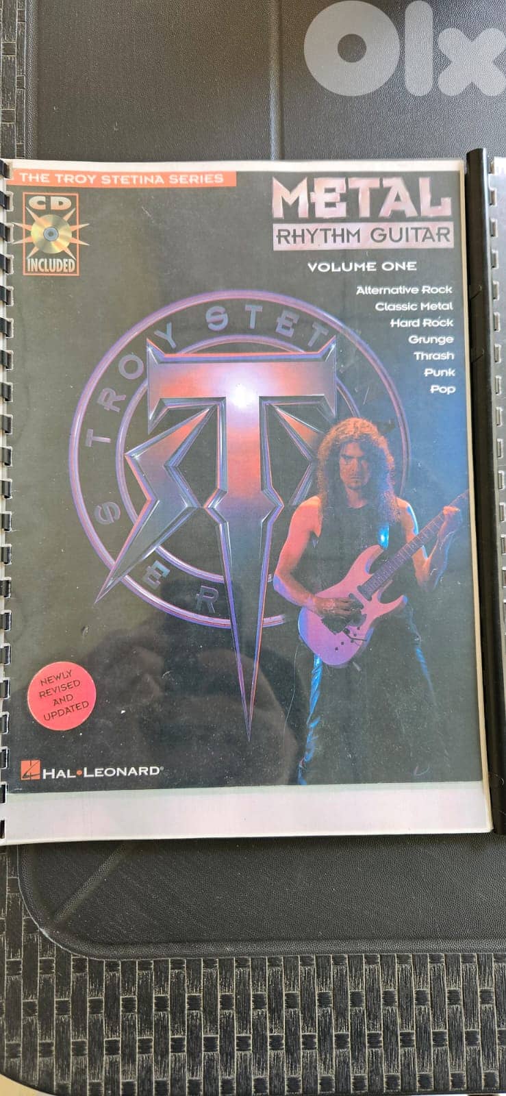  Complete Electric Guitar Setup – Like New Condition 11