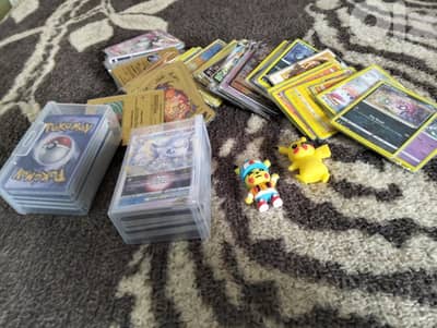 more than 600 pokemon cards