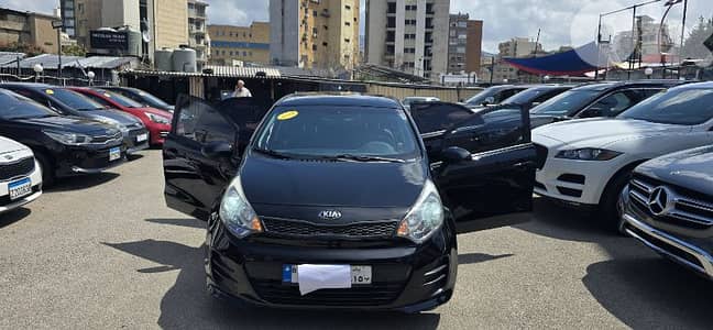 Kia Rio hatchback 2014  f. o ABS AIRBAG RIMS like new