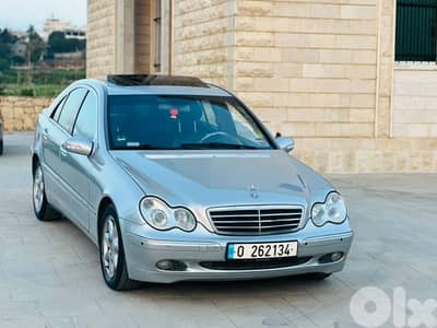 مرسيدس بنز سي-كلاس 2002