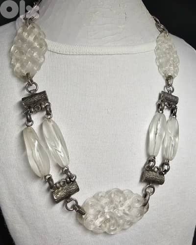 10$ vintage-style necklace carved crystal bead