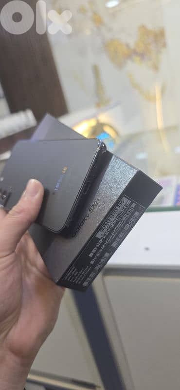 samsung s22 plus black 2 sim like new 2