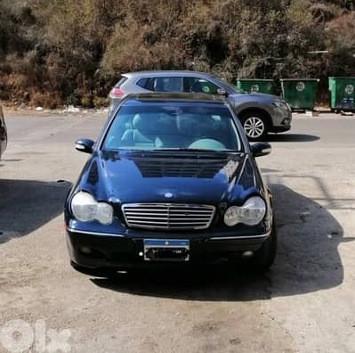 Mercedes-Benz C-Class 2005