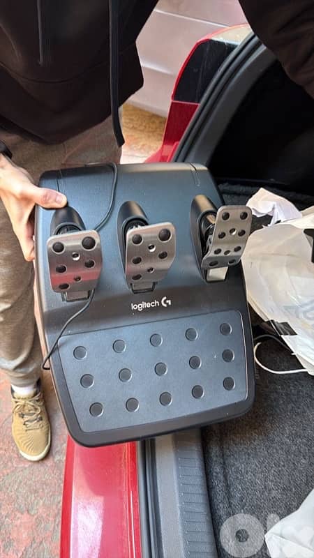 G29 Steering Wheel 1