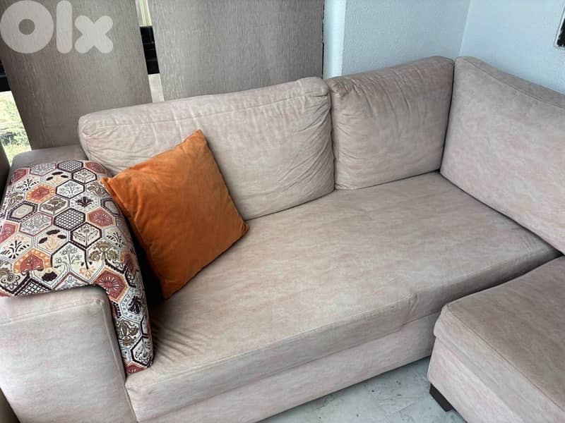 Sofa barely used 2