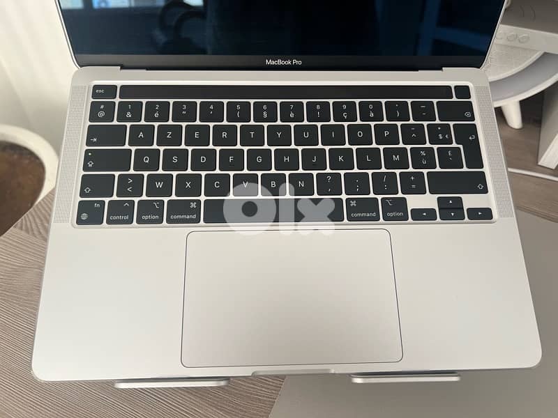 Apple MacBook Pro 13” M1 - 8GB RAM / 512GB SSD 2