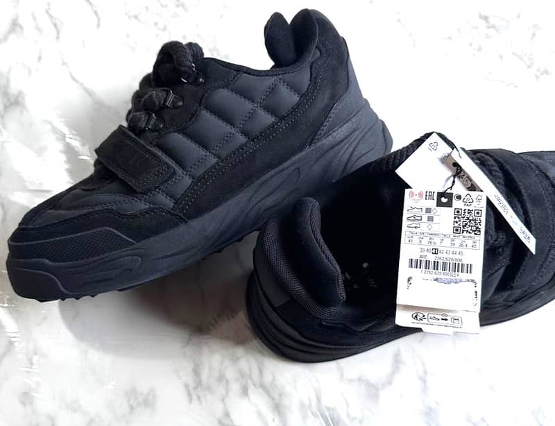 Zara - CHUNKY SKATE TRAINERS 41 15