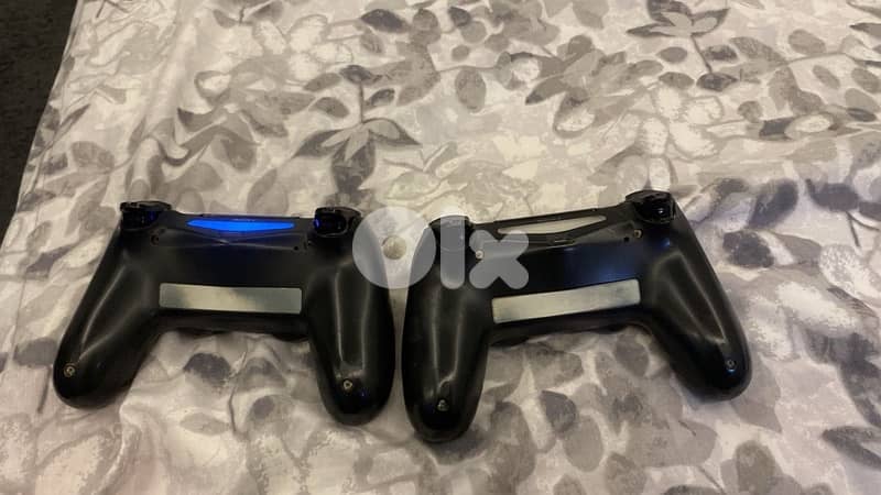 PS4 ORIGINAL CONSOLES 1