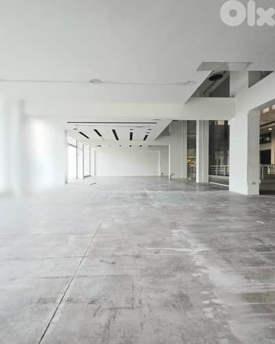 RAO26-4973 Showroom 290 m² for Rent – Horsh Tabet (Prime Location)