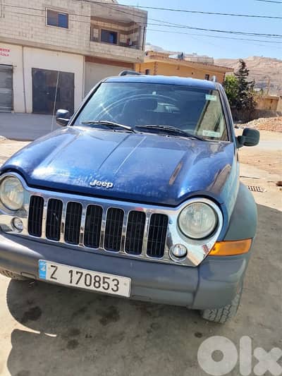 جيب ليبرتى 2005