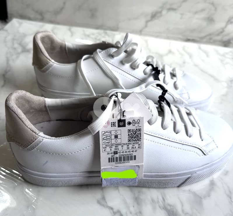 Zara White Leather Sneakers - 41 4
