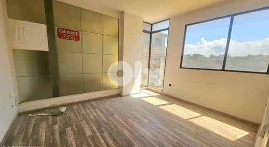 AH-HKL-544 Office 100 m² for Sale – Furn el chebbak