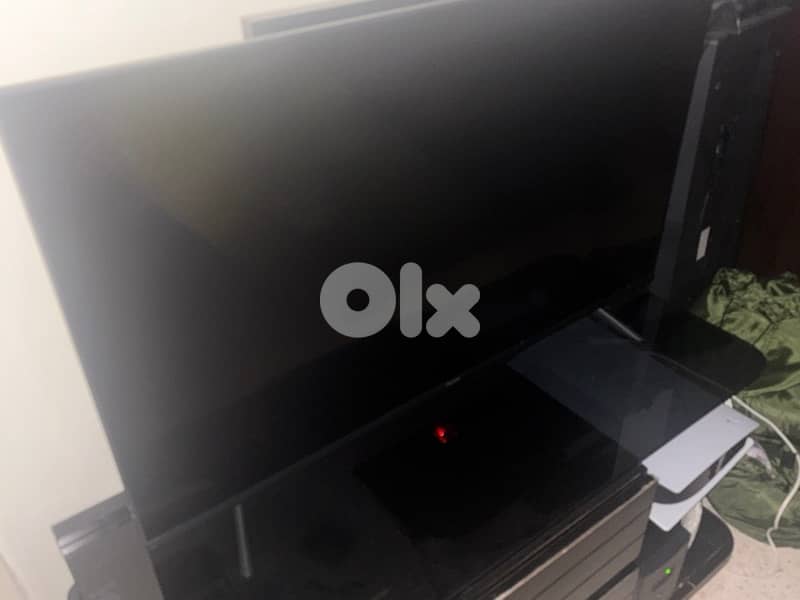 Hisense 43” TV 4K Smart 1