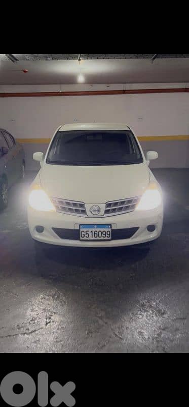 Nissan Tiida 2011