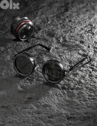 Augonstern Glasses Rotating