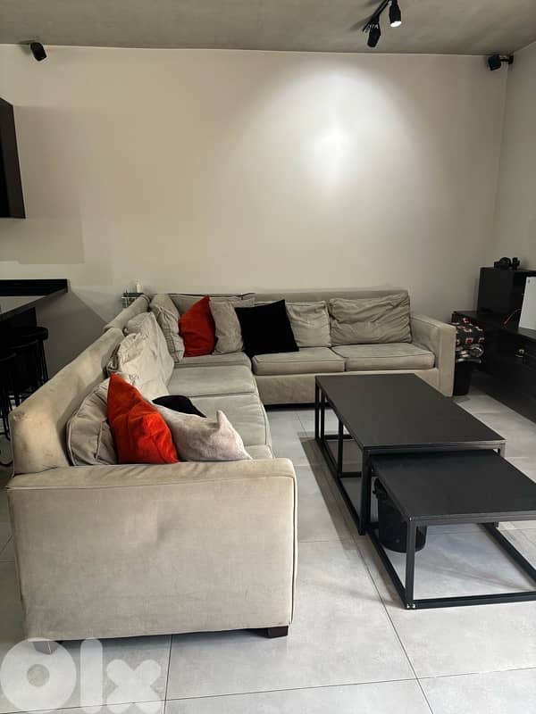 Living room corner couch + tables 1