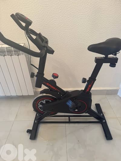 spin bike indoor cycling