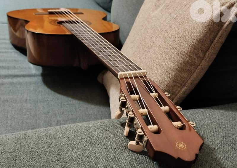 guitar Yamaha c40 5