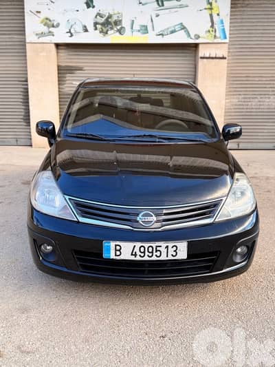 Nissan Tiida 2013