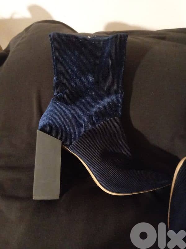 pants, shoes, boots 6