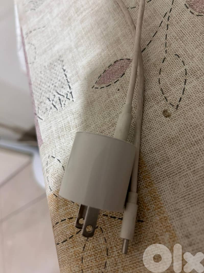 Meta Quest 3S Barely Used 200$ 4