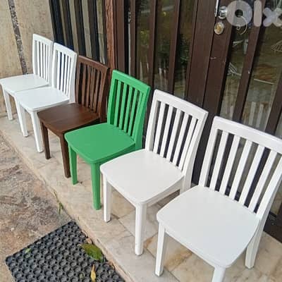 كراسي صنع فرنسي