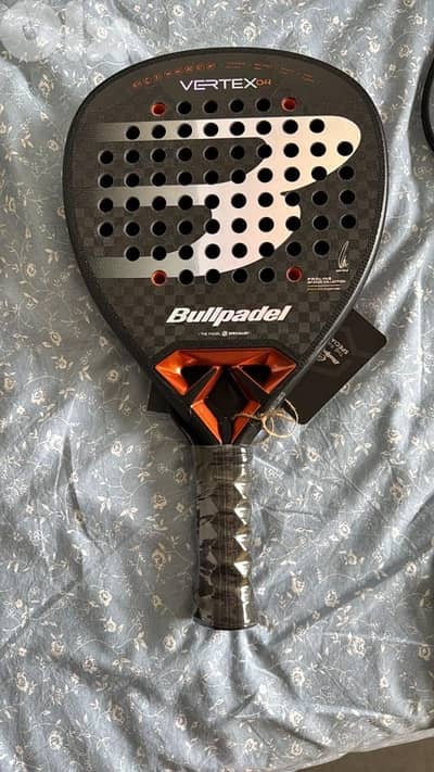 BullPadel Vertex 04 Padel Racket