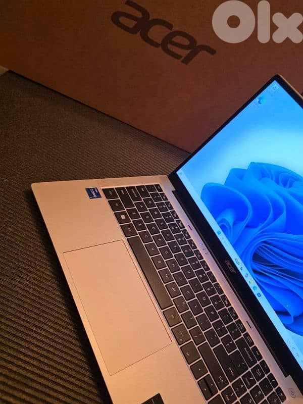 BRAND NEW ACER ASPIRE LITE CORE I7 GENERATION 13H 5