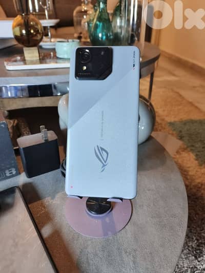 Asus ROG 8 mint condition 120 fps best PUBG  16 ram  256 gb