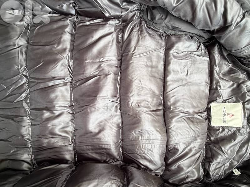 Moncler Style Black Puffer Jacket – Never Worn 6