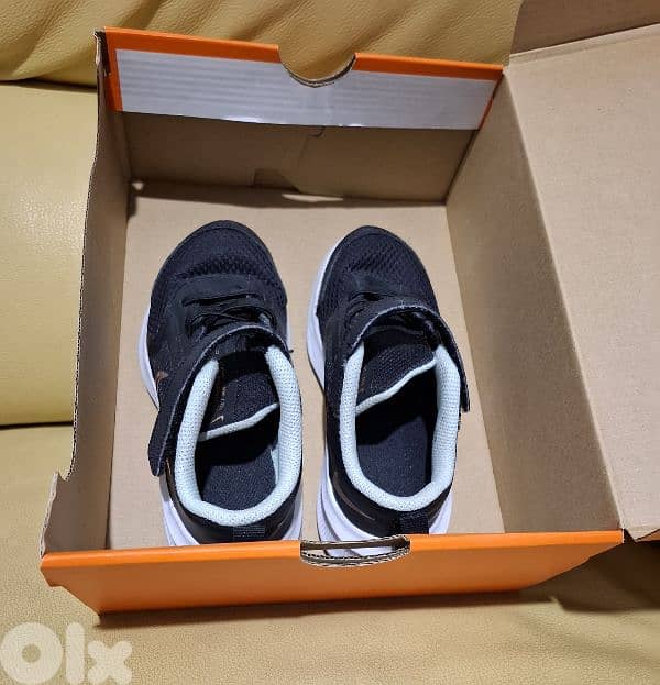 Nike shoes size 28 1