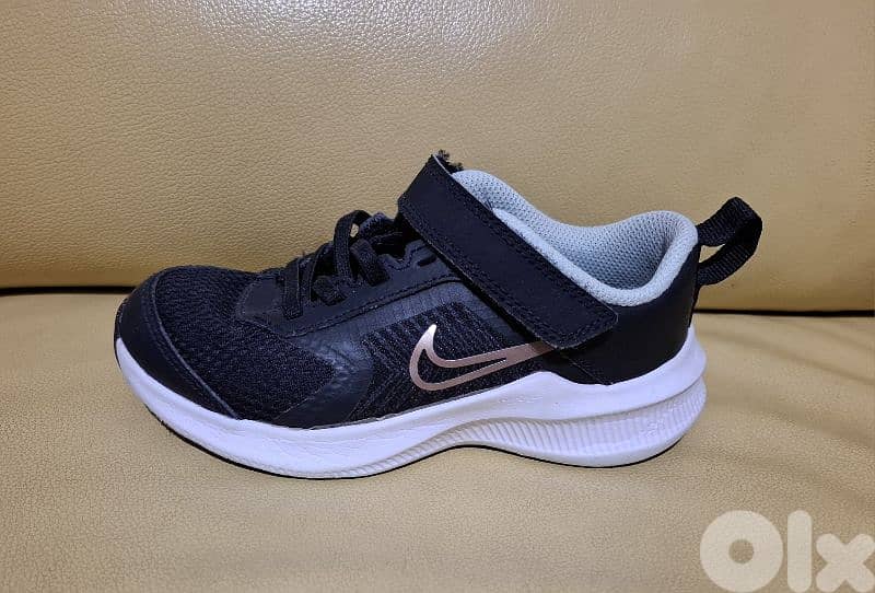 Nike shoes size 28 2