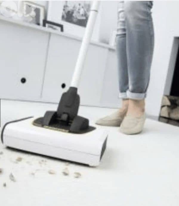 Karcher  Cordless rechargeable  carpet/floor hand cleaner 1