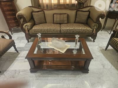 صالون جديد ونضيف