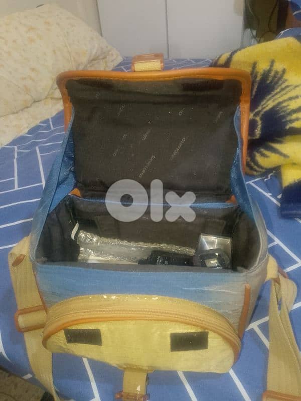 Yashica 109 SLR camera 2