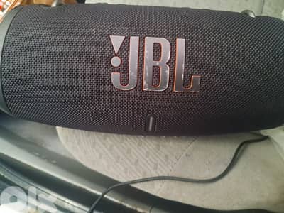 jbl like new