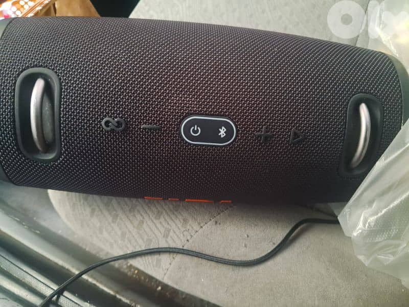 jbl like new 1