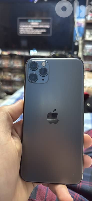 iphone 11 promax super clean