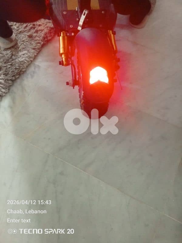 electric scooter 10