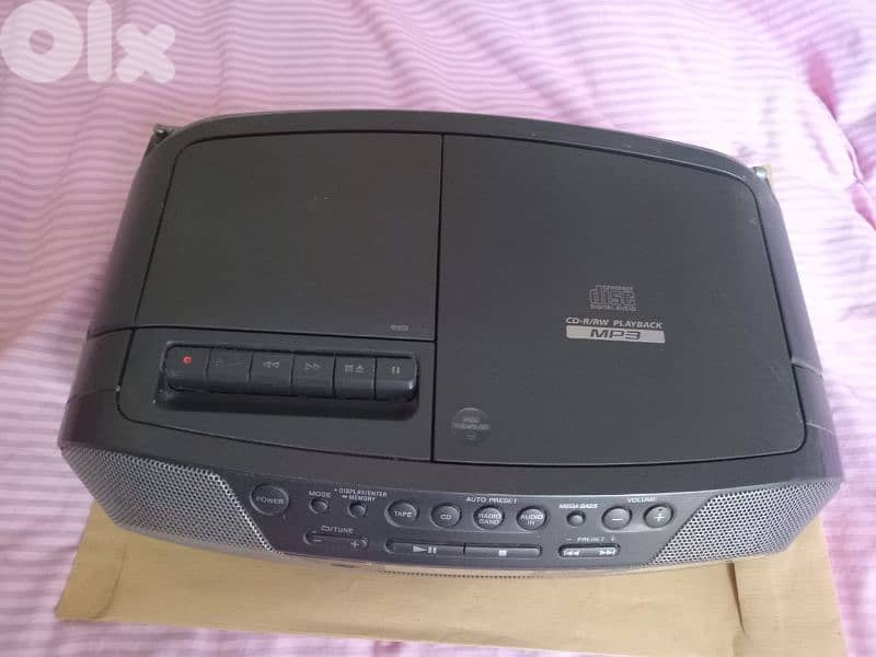 radio CD sony 1