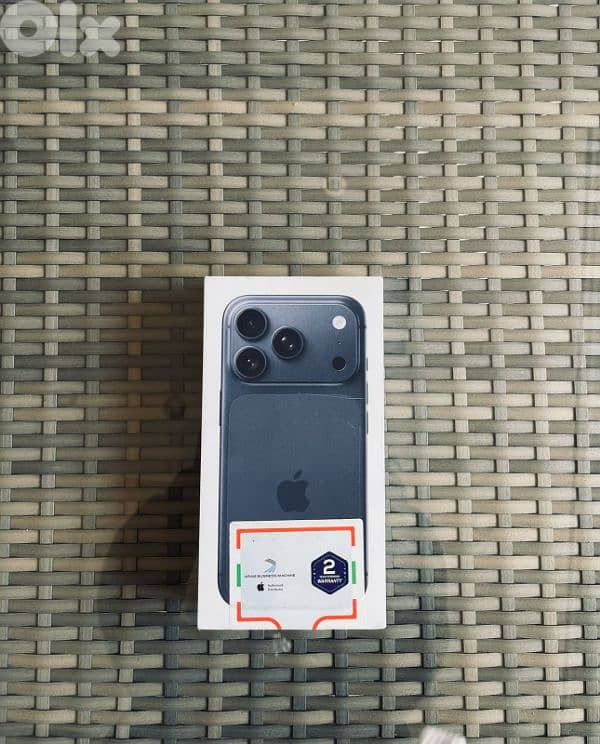 iphone 17 pro E sim plus sim 1